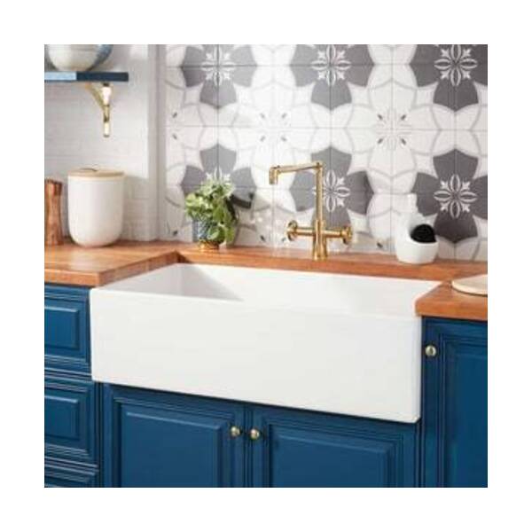 SIGNATURE HDWR 21X14 VC UC LAV *DESTIN WHIT